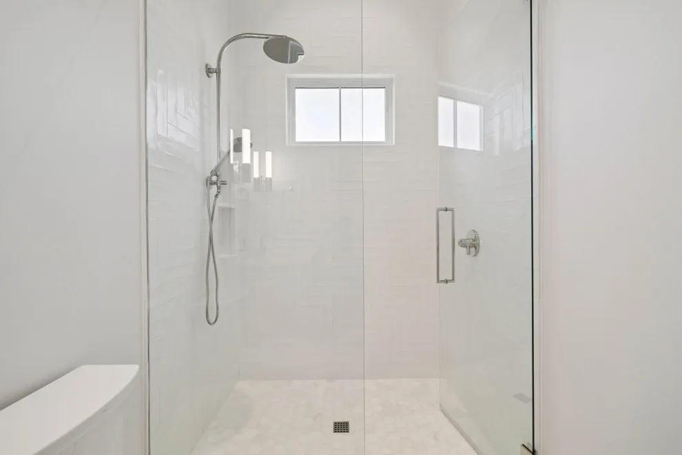 Regatta Villa by Bob Chatham Custom Home Design - Photo 9