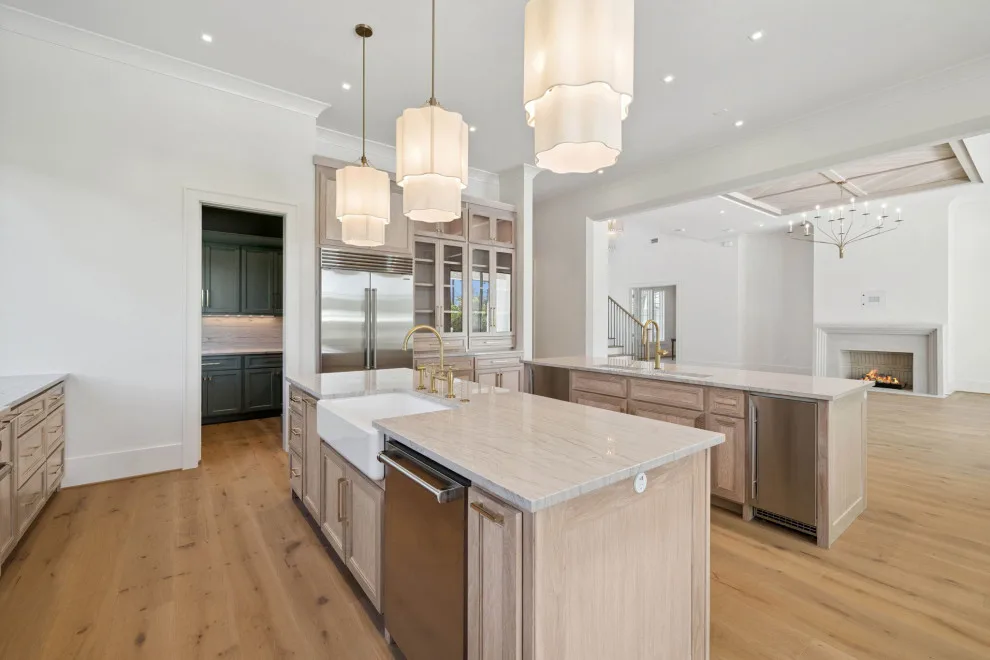 Regatta Villa by Bob Chatham Custom Home Design - Photo 11