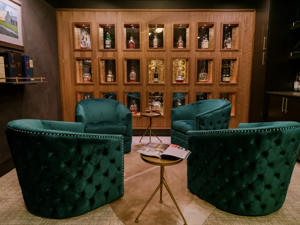 Contemporary Hidden Bar by Ario Studio - Photo 7