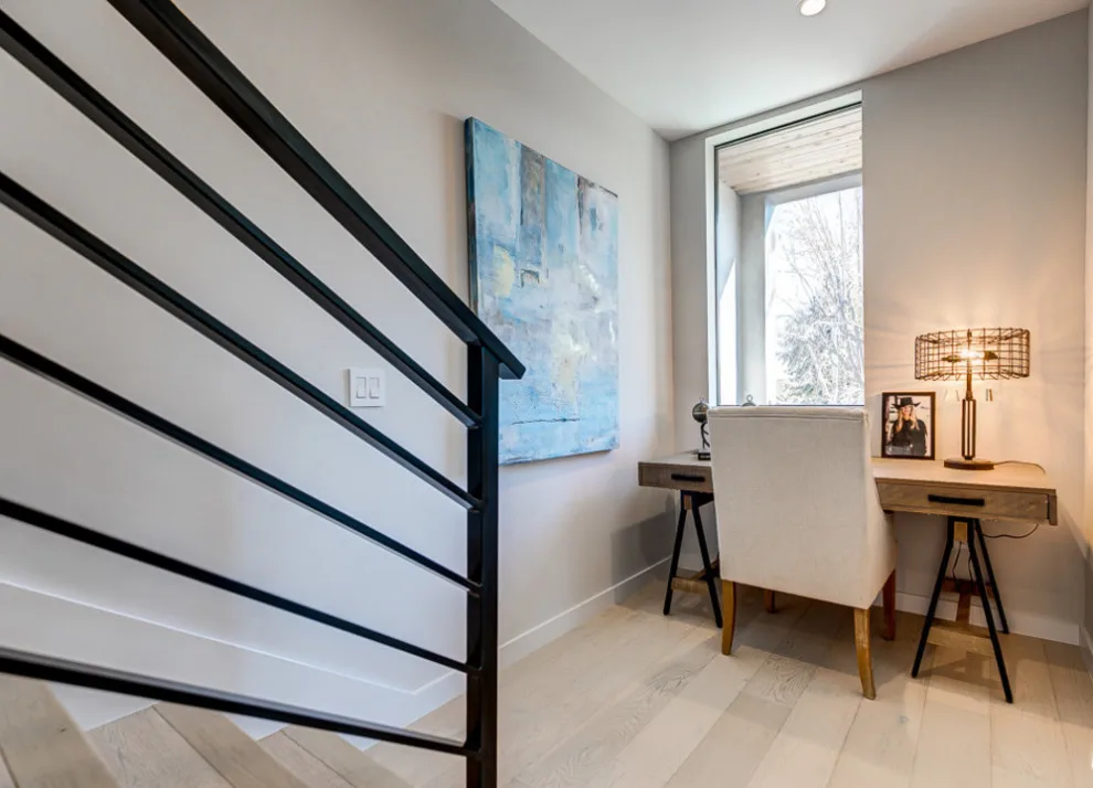 City Dwelling with a Perspective by Tracy A. Stone Architect - Photo 3