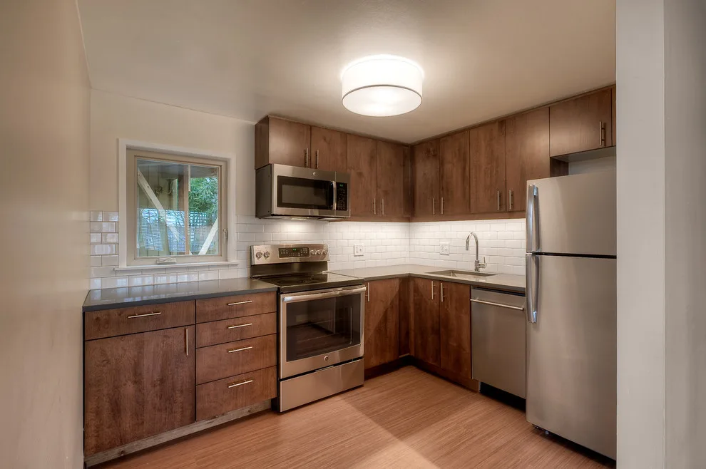 Midcentury Condo at Washington Park by H2D Architecture + Design - Photo 2