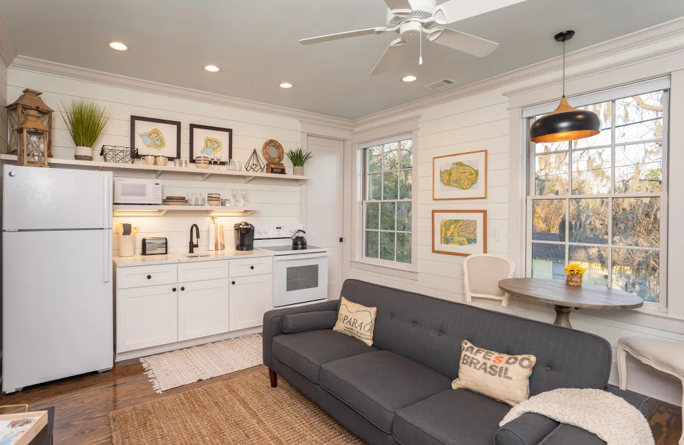 Duplex on Washington Street by Allison Ramsey Architects - Photo 5