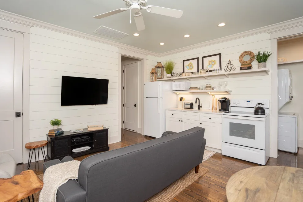 Duplex on Washington Street by Allison Ramsey Architects - Photo 20