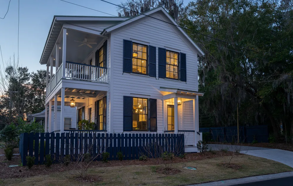 Duplex on Washington Street by Allison Ramsey Architects - Photo 21