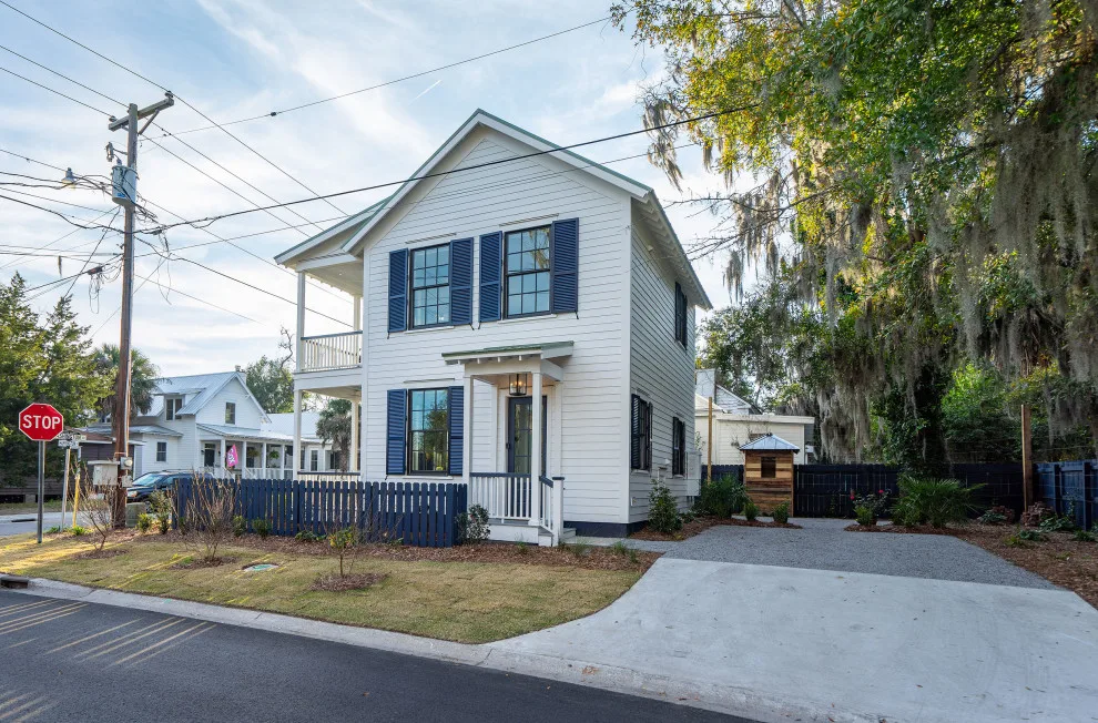 Duplex on Washington Street by Allison Ramsey Architects - Photo 15