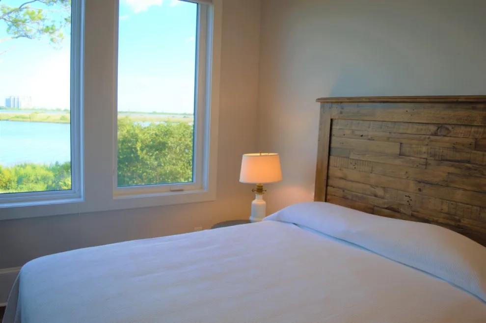 Waterside Cabin by Bob Chatham Custom Home Design - Photo 21