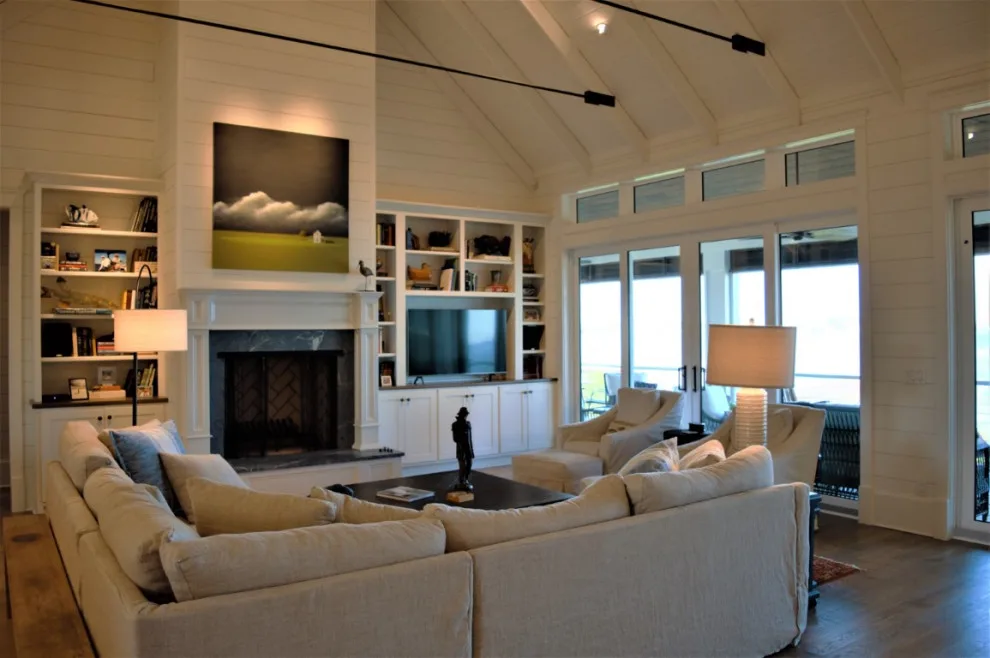 Waterside Cabin by Bob Chatham Custom Home Design - Photo 11