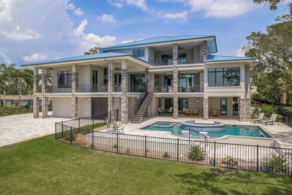 Luxury Home by the Waterfront by Shorelines Design Group - Photo 14