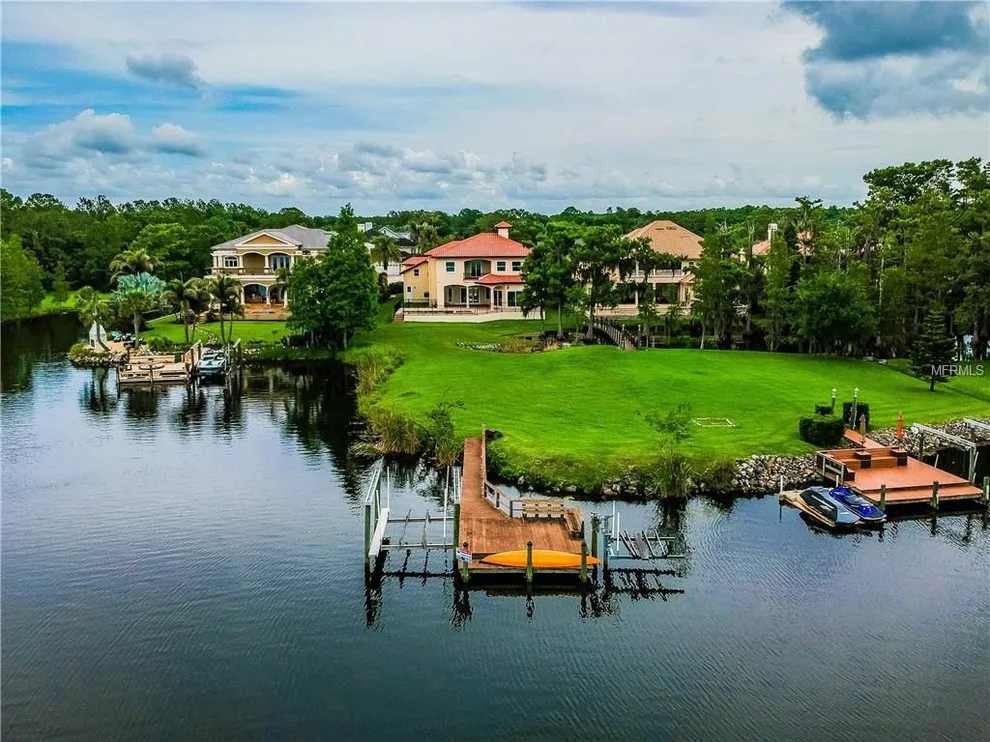 Tuscan Waterfront by Shorelines Design Group - Photo 6