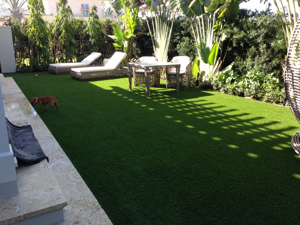 Artificial Grass & Lounge Areas by Southwest Greens Of Florida - Photo 8