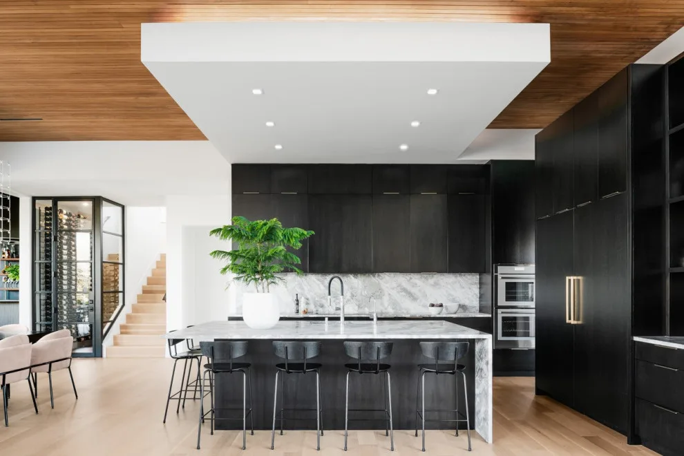 Contemporary West Lake Hills by Vanguard Studio Inc. - Photo 11