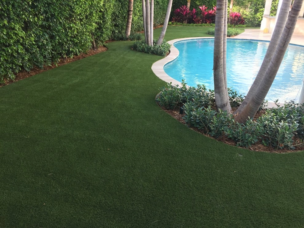 Artificial Grass & Lounge Areas by Southwest Greens Of Florida - Photo 4