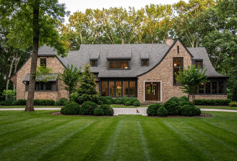 West Meade Home Inspired by Arts and Crafts by C Kevin Coffey Dwellings | Design - Photo 4