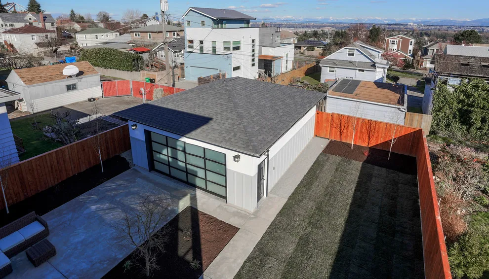West Seattle home by COUPE Architecture - Photo 8