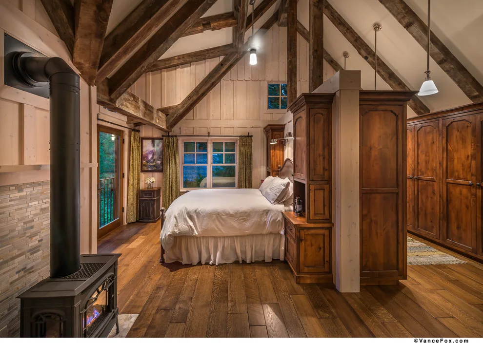 Shoreline Cottage Retreat by Todd Gordon Mather Architect - Photo 6