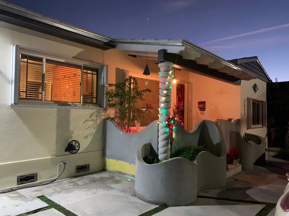 Shenandoah Residence by Jose R. Casanova, Jr., Architect - Urban Planner - Photo 15