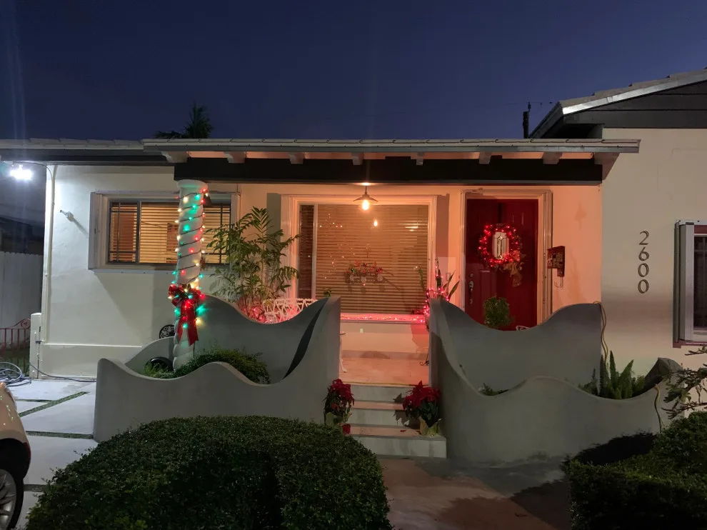 Shenandoah Residence by Jose R. Casanova, Jr., Architect - Urban Planner - Photo 14