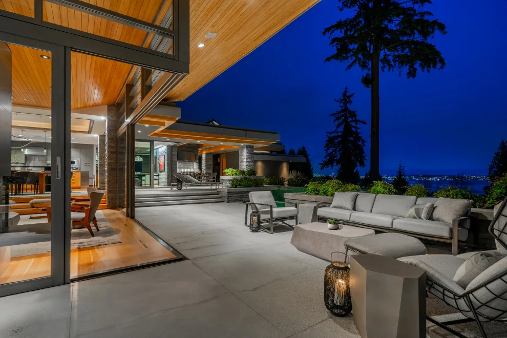 Westmount Modern by Garret Cord Werner Architects & Interior Designers - Photo 5