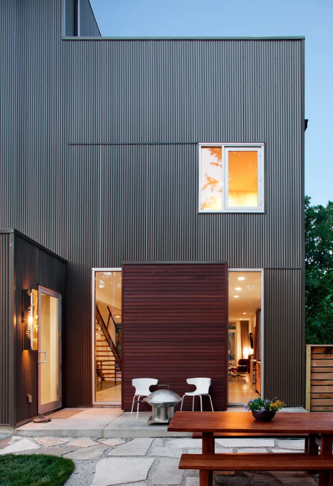 SixTwentyOne - Photo 10