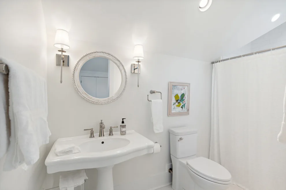 Wadmalaw Island White Hall by Allison Ramsey Architects - Photo 44