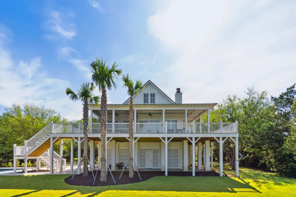 Wadmalaw Island White Hall by Allison Ramsey Architects - Photo 17