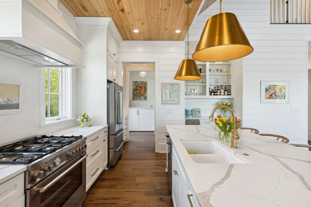 Wadmalaw Island White Hall by Allison Ramsey Architects - Photo 31