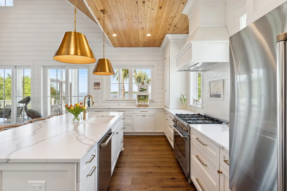 Wadmalaw Island White Hall by Allison Ramsey Architects - Photo 2