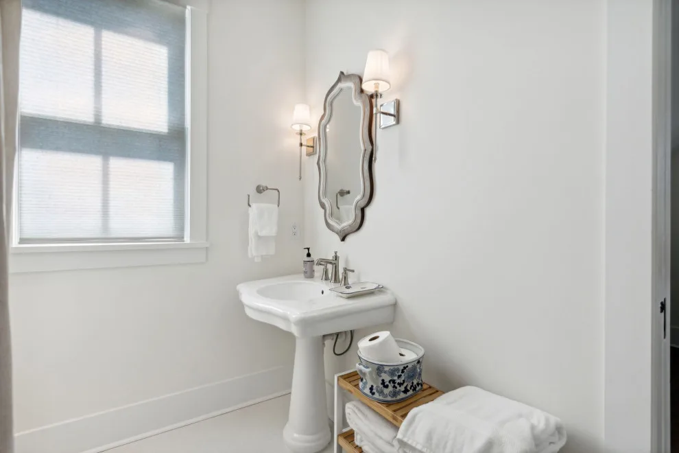 Wadmalaw Island White Hall by Allison Ramsey Architects - Photo 46