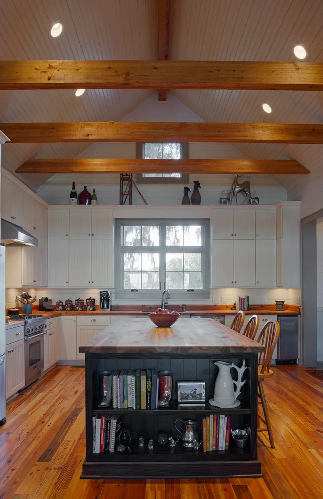 Whitehouse Farmstead by Goggans Architecture & Interiors - Photo 4