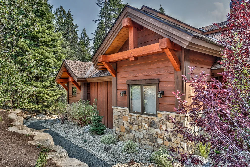 Whitetail Lodge Home by J Truex Architecture - Photo 11