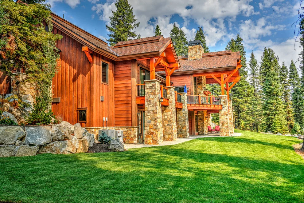 Whitetail Lodge Home by J Truex Architecture - Photo 10