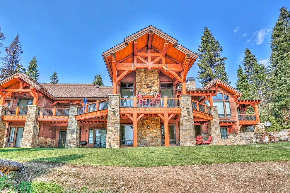 Whitetail Lodge Home by J Truex Architecture - Photo 4