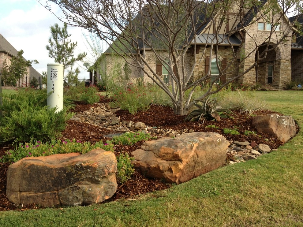 Prosper, TX - Rustic & Contemporary Landscape for Custom Homes by Star Of Texas Landscape - Photo 2