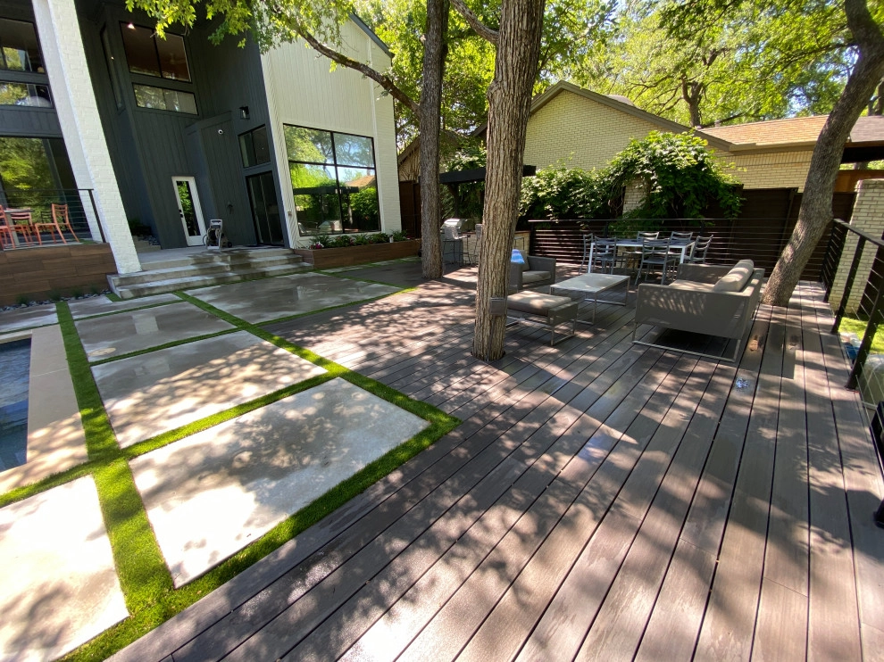 Riverview by Star Of Texas Landscape - Photo 2