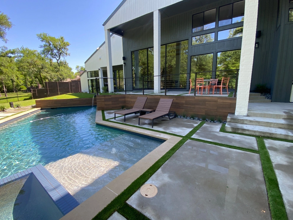 Riverview by Star Of Texas Landscape - Photo 6