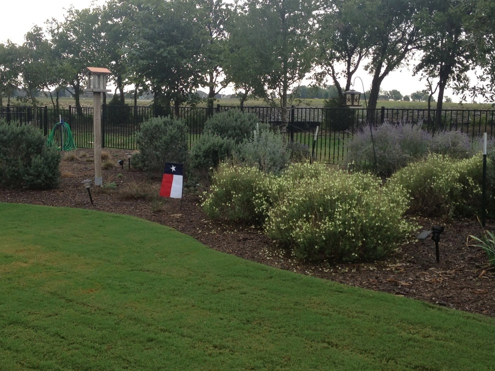 Prosper, TX - Rustic Landscape - Backyard Escape by Star Of Texas Landscape - Photo 2