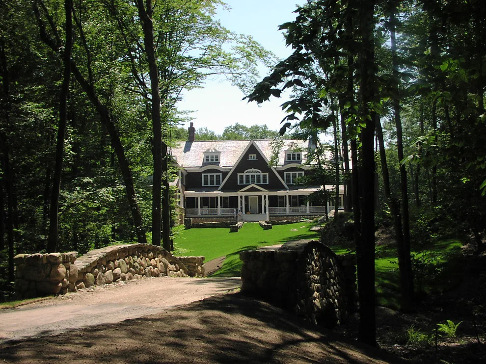 Rustic Shingle Design by Alisberg Parker - Photo 7