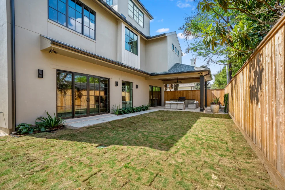 Modern Courtyard Inspired by Wine Country by Design DCA - Photo 35