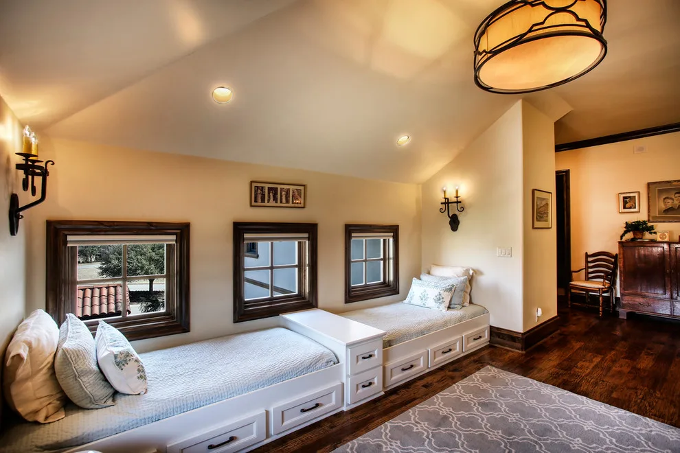 Spanish Colonial Style by Heritage Design Studio - Photo 6
