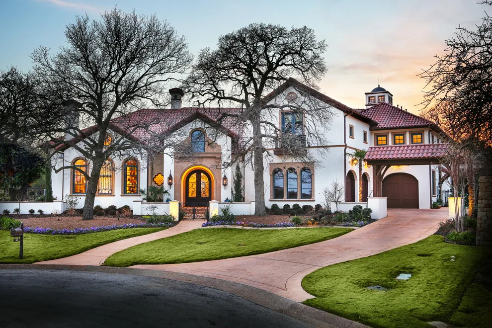 Spanish Colonial Style by Heritage Design Studio - Photo 13