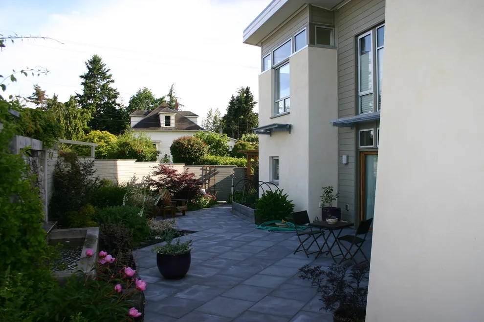 Winslow Courtyard Residence, Bainbridge Island by Tom Kuniholm Architects - Photo 2