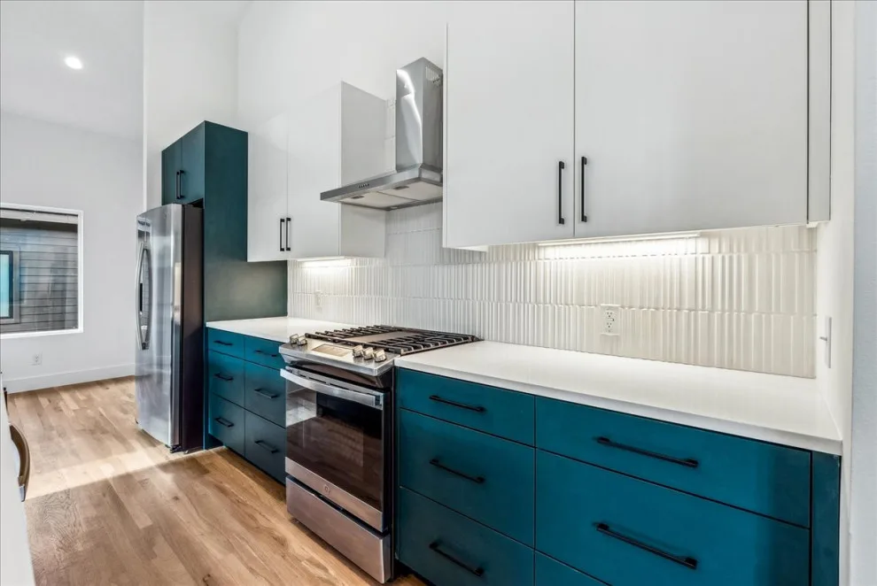WOLO Townhomes Phase II and III by FE Architects - Photo 9