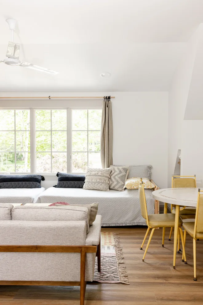 Georgian Revival in the Woods by Nicole Perri Architecture - Photo 3