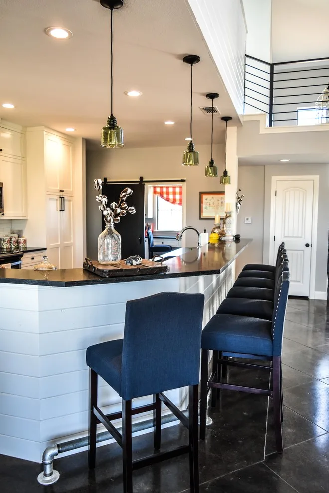 Woodson Country Home by M&S Paris Construction Inc - Photo 9
