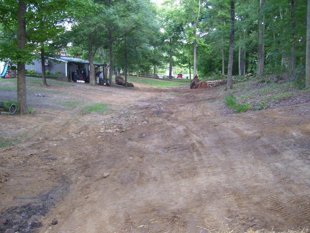 Peterson Grading & Excavation Inc. - Photo 11