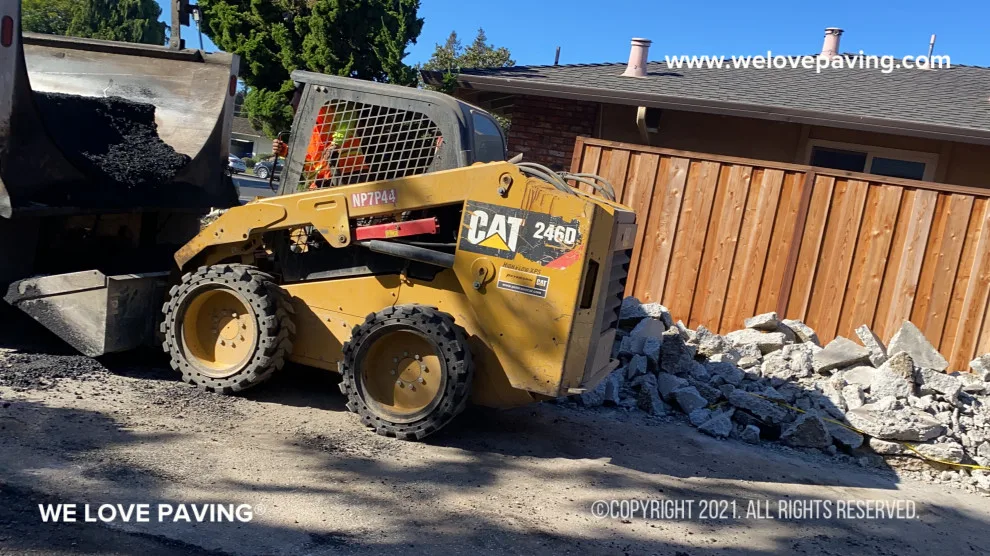 We Love Paving - Photo 13