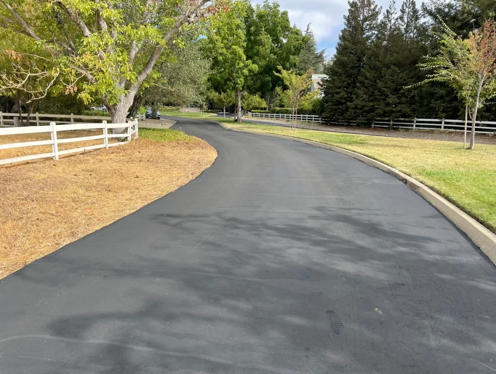 Private Road for Homeowners Association by California Asphalt Sealcoat - Photo 4