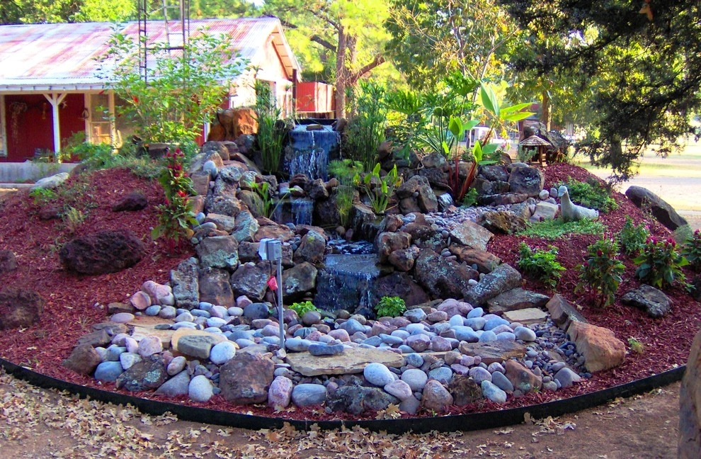 Sublime Water Gardens - Photo 11