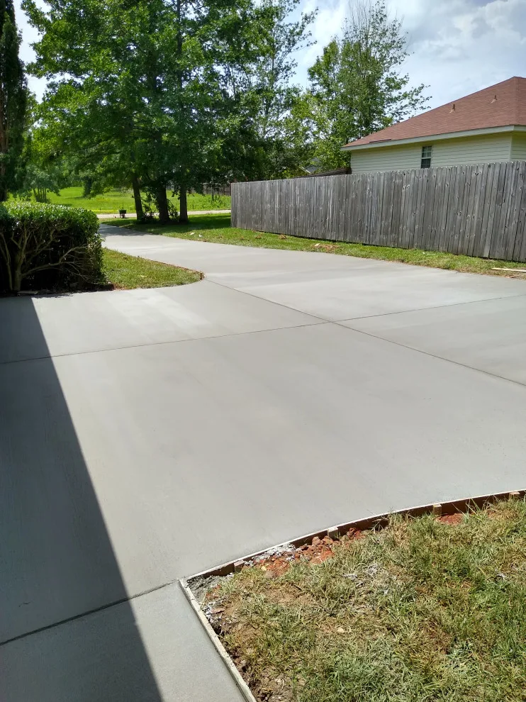 Pathways by R & B Concrete Co. - Photo 8