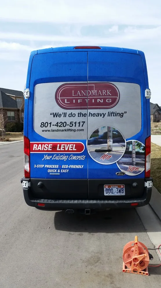 Landmark Lifting - Photo 8